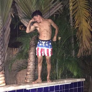 Meet your Posher, Luis